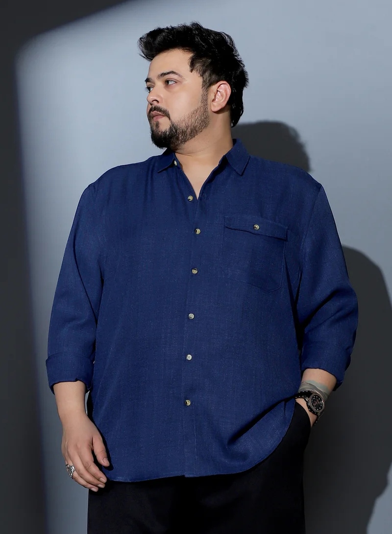 انستافاب بلس قميص رجالي سادة دوبي بياقة عريضة وأكمام طويلة بأزرار وحافة منحنية من قماش دوبي منسوج للارتداء اليومي والكاجوال - أزرق ليلي