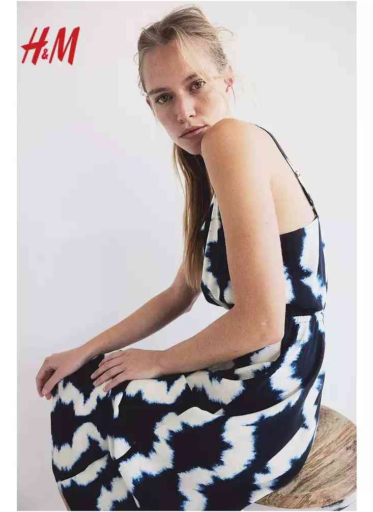 H and M - HM Women's New Loose Lightweight Comfortable And Fashionable Dress - Image 1