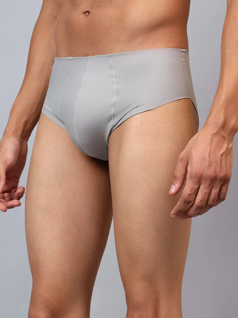 لا إنتيمو ملخص شبه بدون درزات