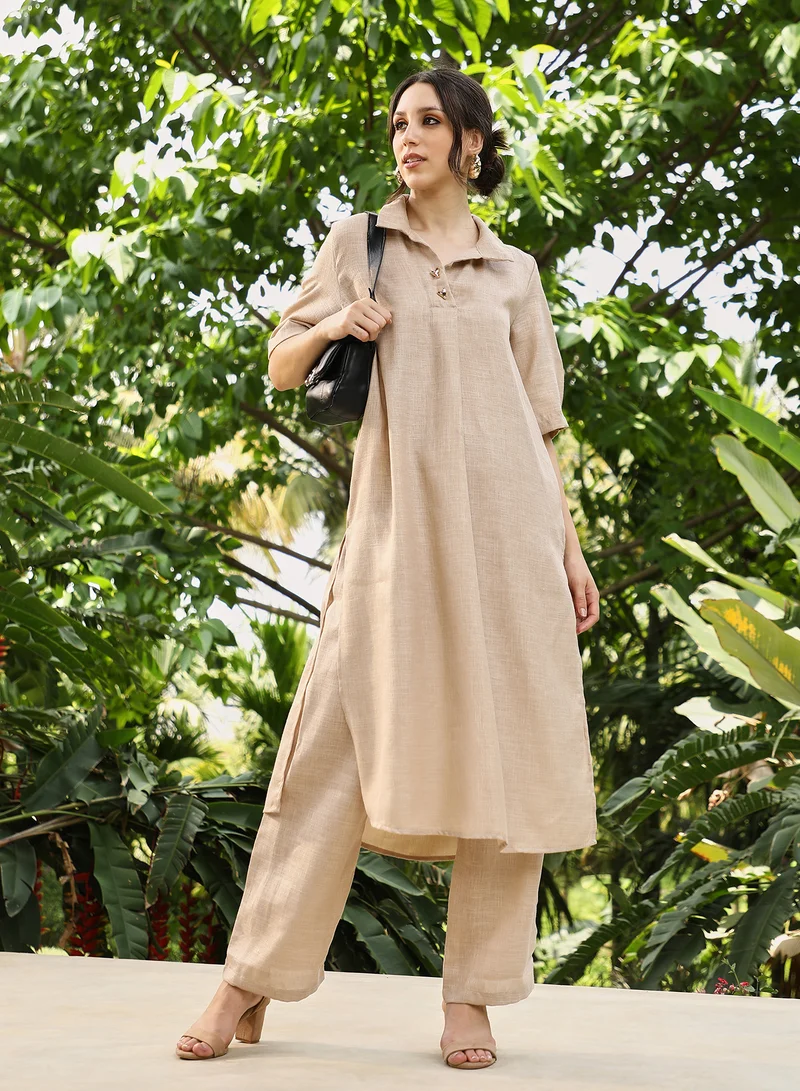  قصة طقم كورتا نسائي بيج سادة من مزيج الكتان للارتداء الكاجوال