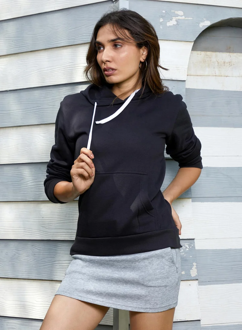 Campus Sutra Women's Midnight Black Solid Pullover Hoodie