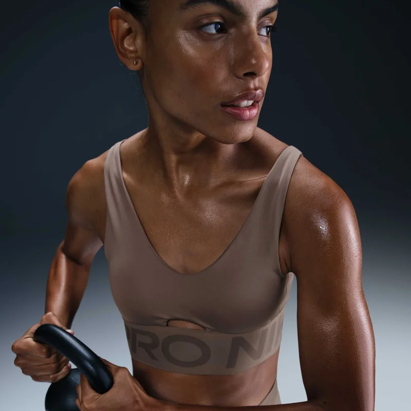 Nike Nike Pro Indy Plunge
