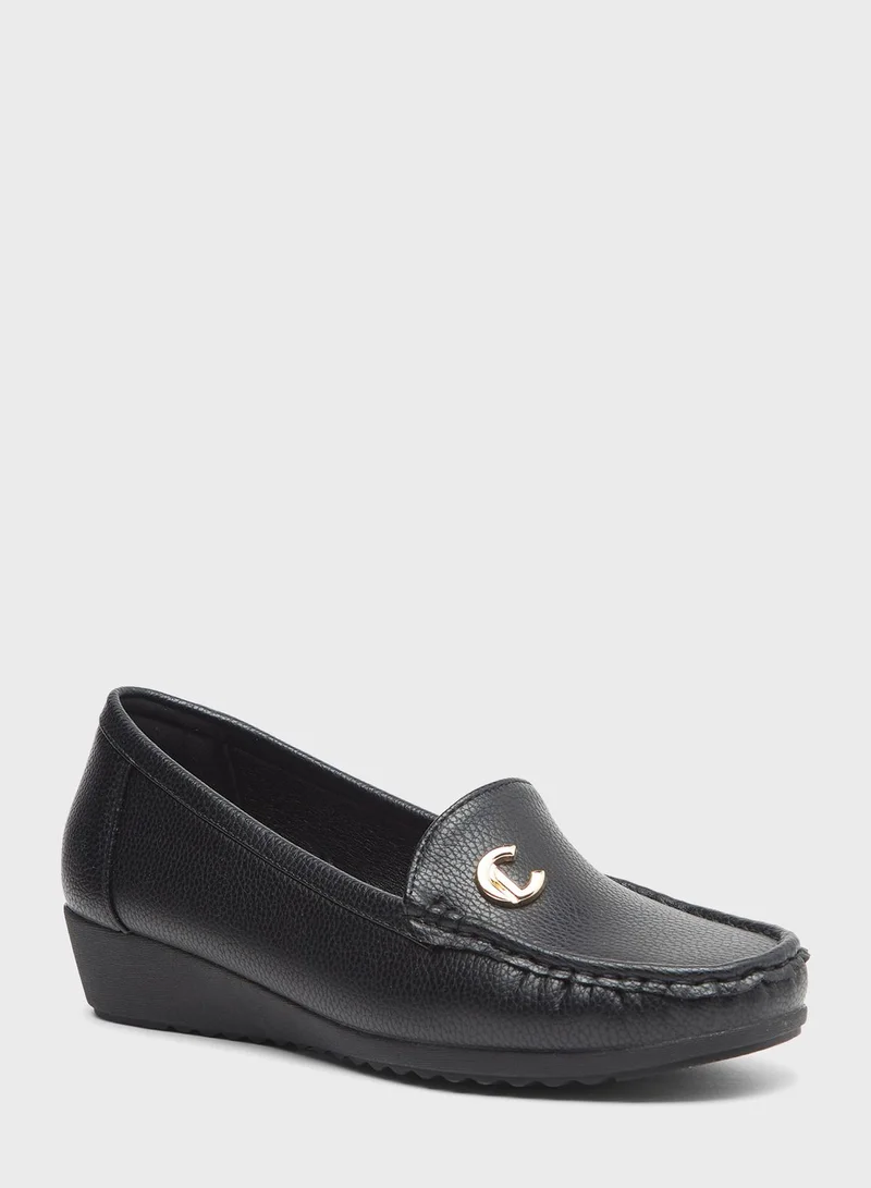 Le Confort Ankle Strap Mid Heel Loafers