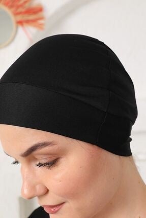 Medipek Purple Piping Semi-Covered Hijab Swimsuit Black  - Image 4