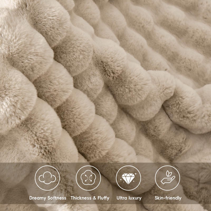 PHF بطانية فاخرة من فرو الأرنب الصناعي من PHF  ناعمة للغاية ورقيقة ودافئة  بطانية فقاعة للسرير  الأريكة  الكرسي  زخرفية  سميكة وقابلة للعكس مناسبة للخريف والشتاء  50"" × 60""  بلون البلوط - Image 2