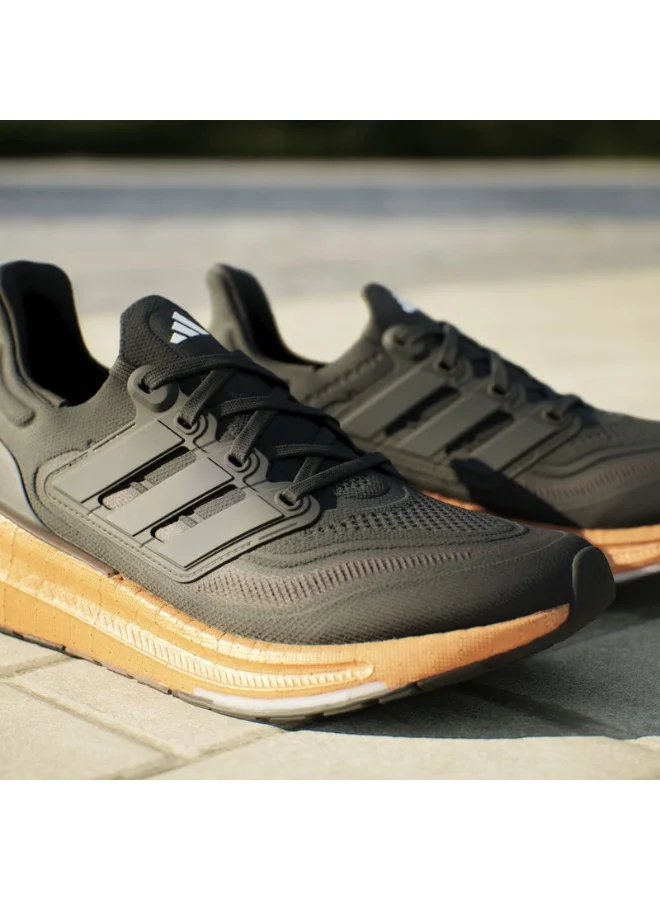 adidas ULTRABOOST LIGHT W