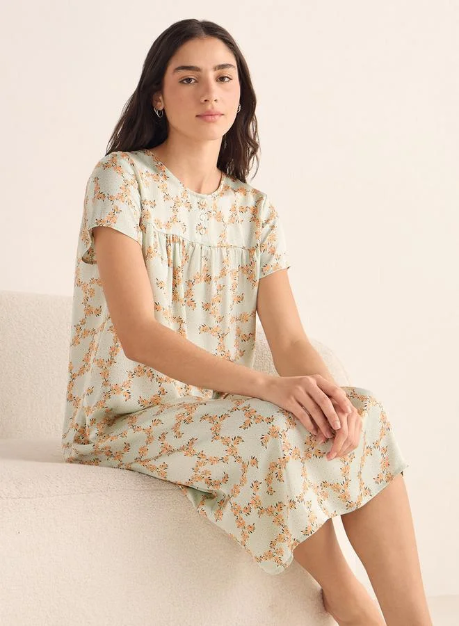 سبلاش فيڤ فستان نوم بطبعات شاملة بياقة دائرية وأكمام قصيرة