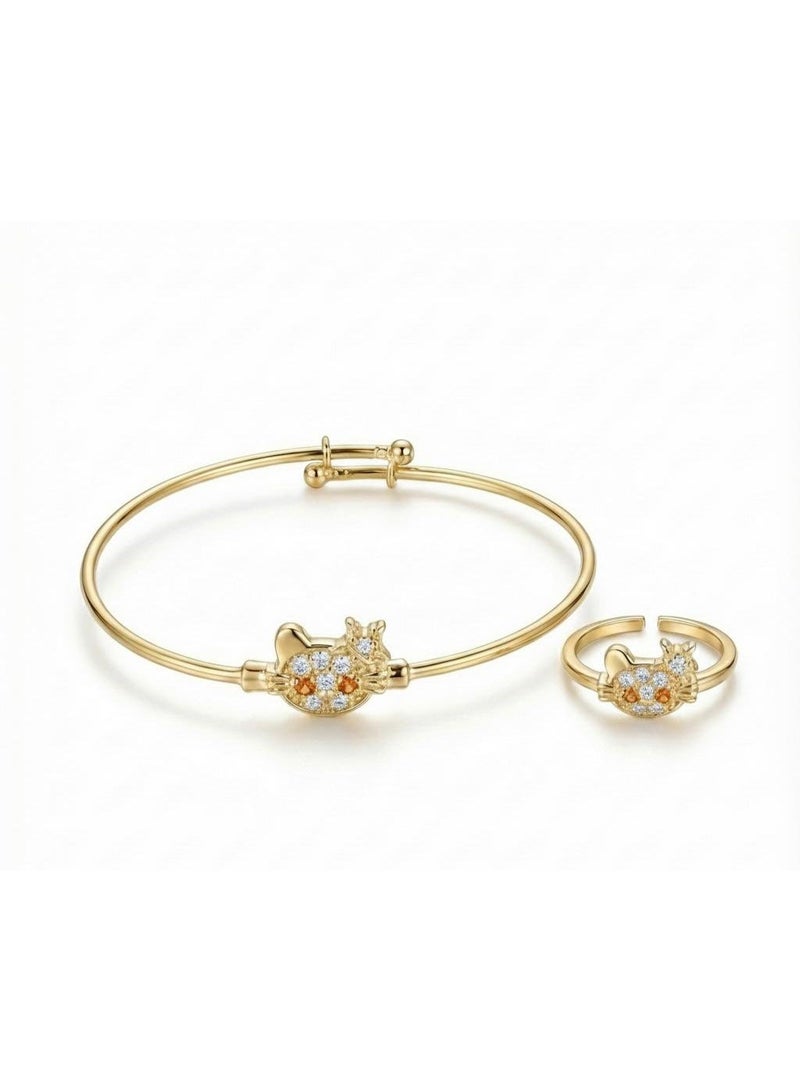 A gold-colored children's bracelet and ring set, featuring a cat design studded with sparkling zircon stones, is the perfect gift to brighten up your beautiful child's look. - Image 2