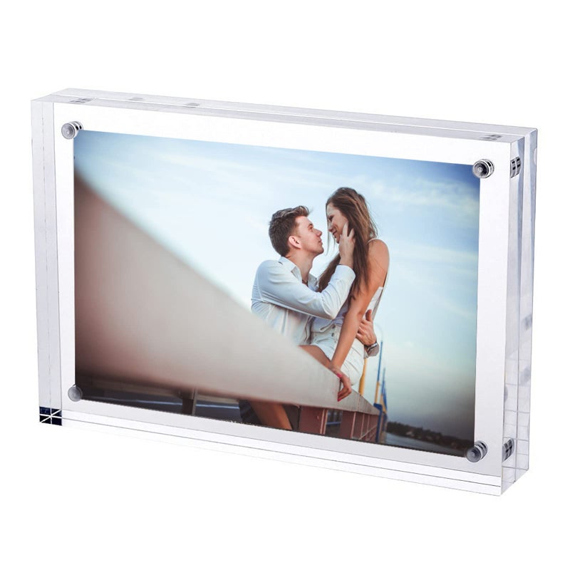 TRIXES Magnetic Acrylic Photo Frame 6 x 4 inch Picture Frame 10 x 15cm Double Sided Freestanding Display Block Clear Transparent Homeware 2cm Thick Use Horizontally or Vertically
