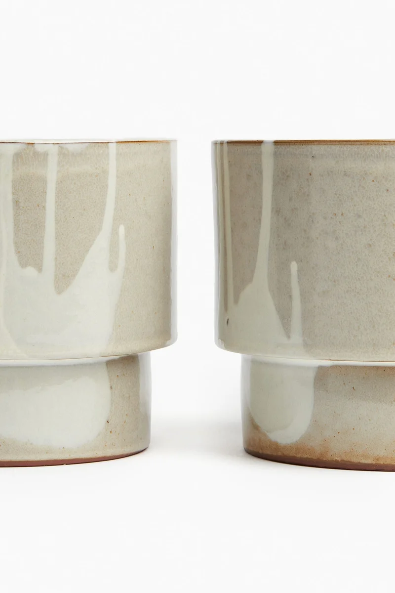 H&M Terracotta plant pot