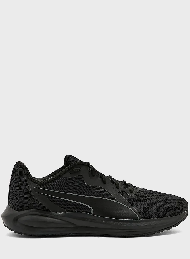PUMA Twitch Runner Fresh