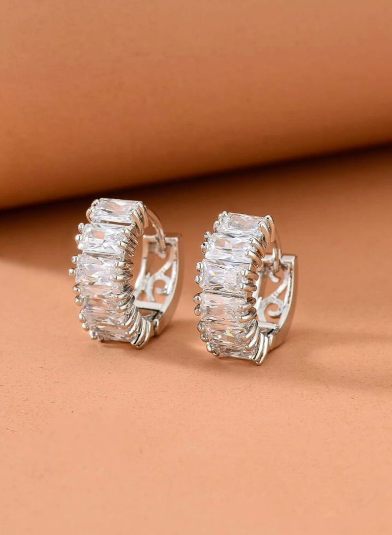 Jewelry 4You Elegant & High Quality Earrings For Women Inlaid With Zirconia - Image 1