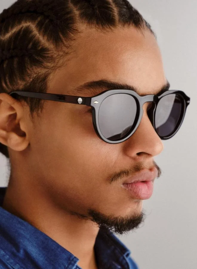 Solarized VINTAGE ROUND Luxury Sunglasses for Men & Women – High Quality Designer Eyewear, UV Protection, Stylish Frames, Timeless Elegance, and Fashionable Eye Shades