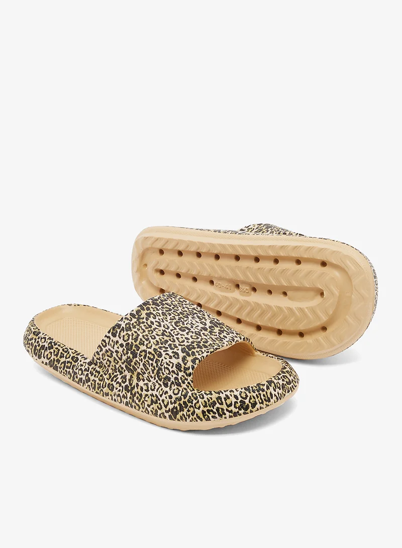 جينجر شبشب بطبعة الفهد