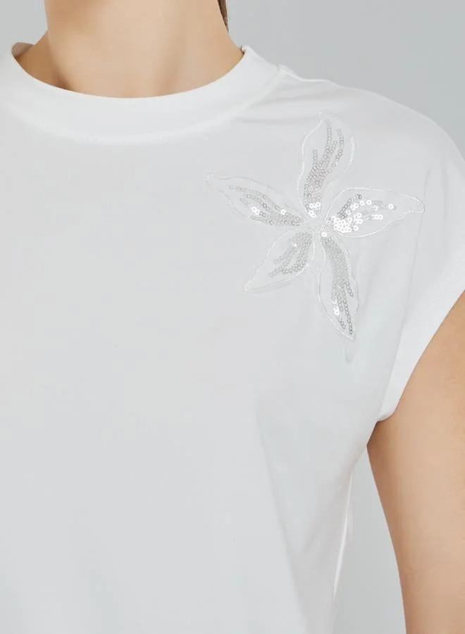 Styli  White Floral Embellished Short Sleeve T-Shirt for Women | Best Price UAE
