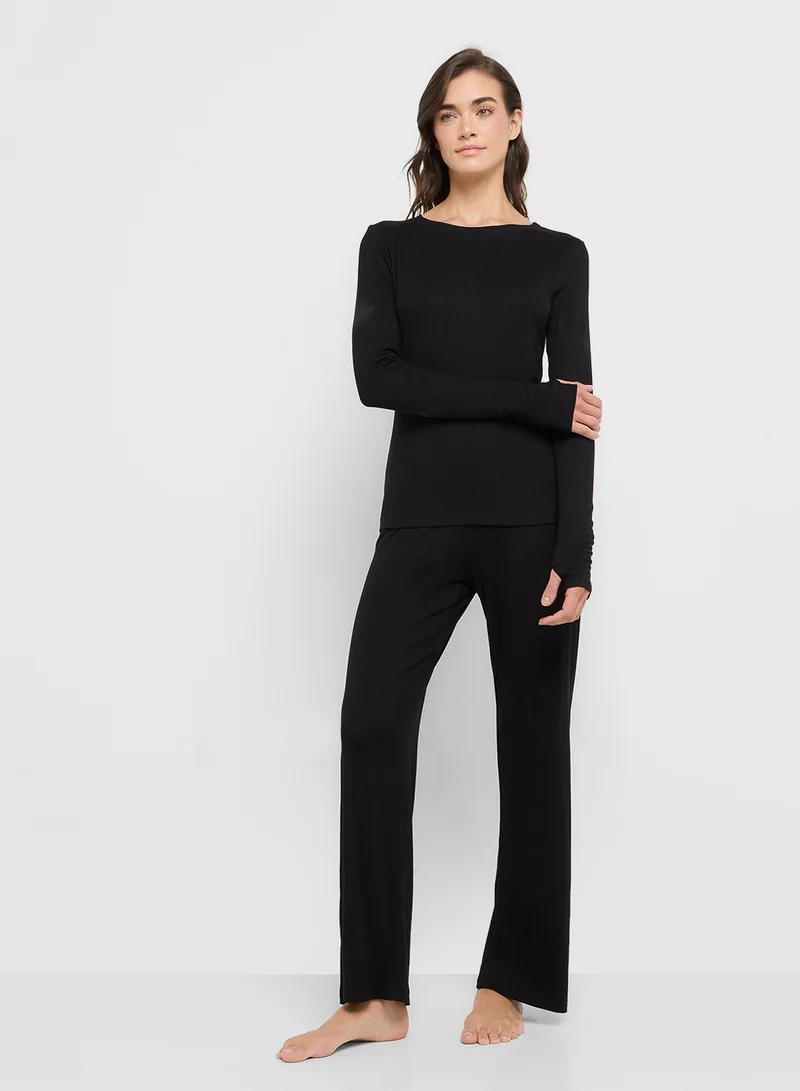 ايلا Top & Pant Pyjama Set