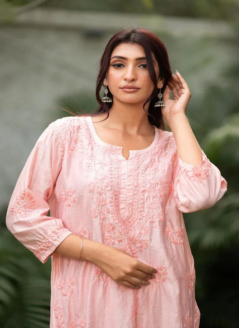 زيري سوق Suma Peach Chanderi Chikankari 2-Piece Kurta Set