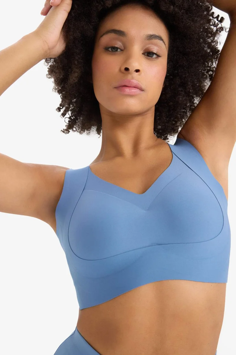 Defacto  DeFactoFit V Neck Heavy Fabric Sports Bra for Women | Best Price UAE