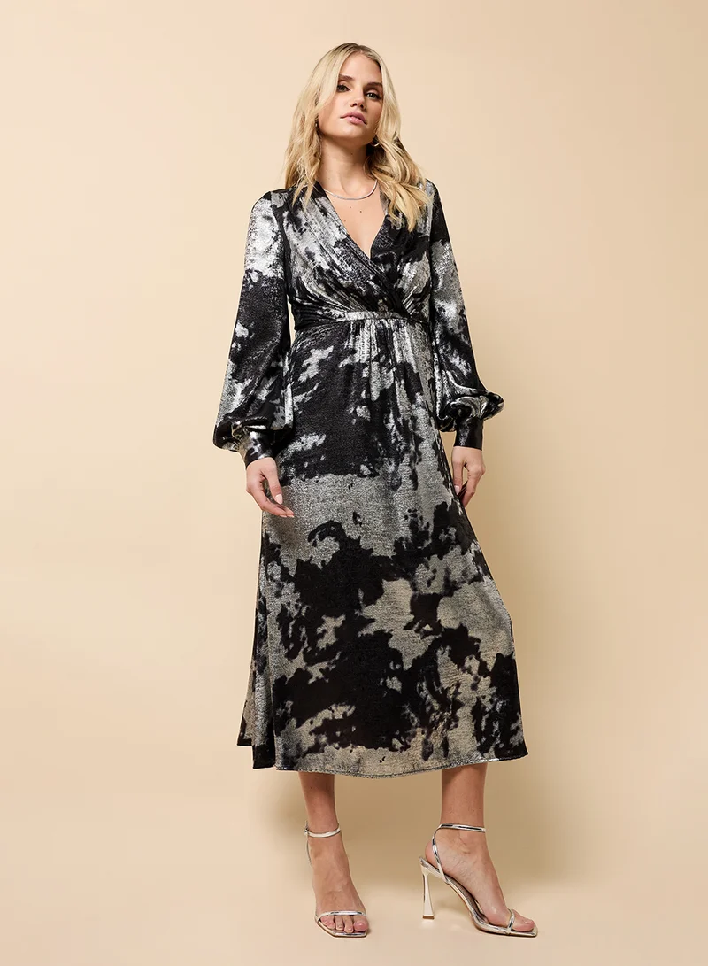 Little Mistress V Neck Cuff Sleeve Maxi Dress