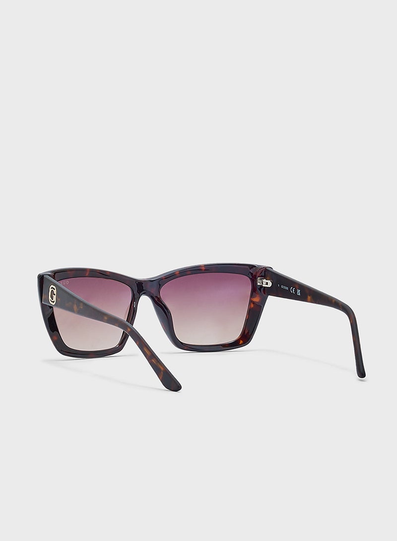 GUESS Uv Protector Wayfarers Sunglasses - Image 3
