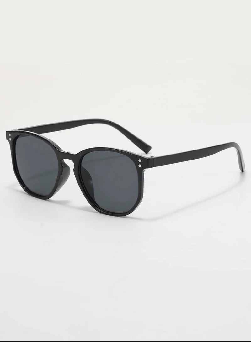 JewelryLand Men’s Sunglasses With An Elegant Full Frame - Image 1