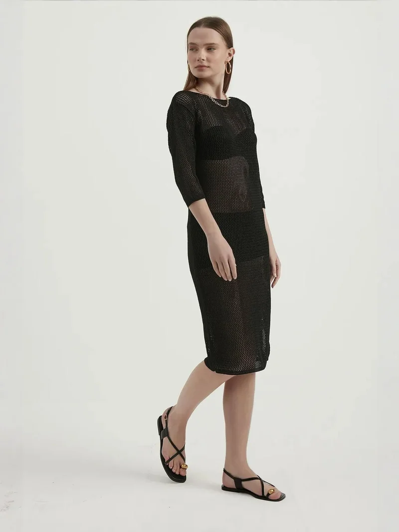 زوبعة فستان ميدي محبوك بياقة مستديرة شبكي