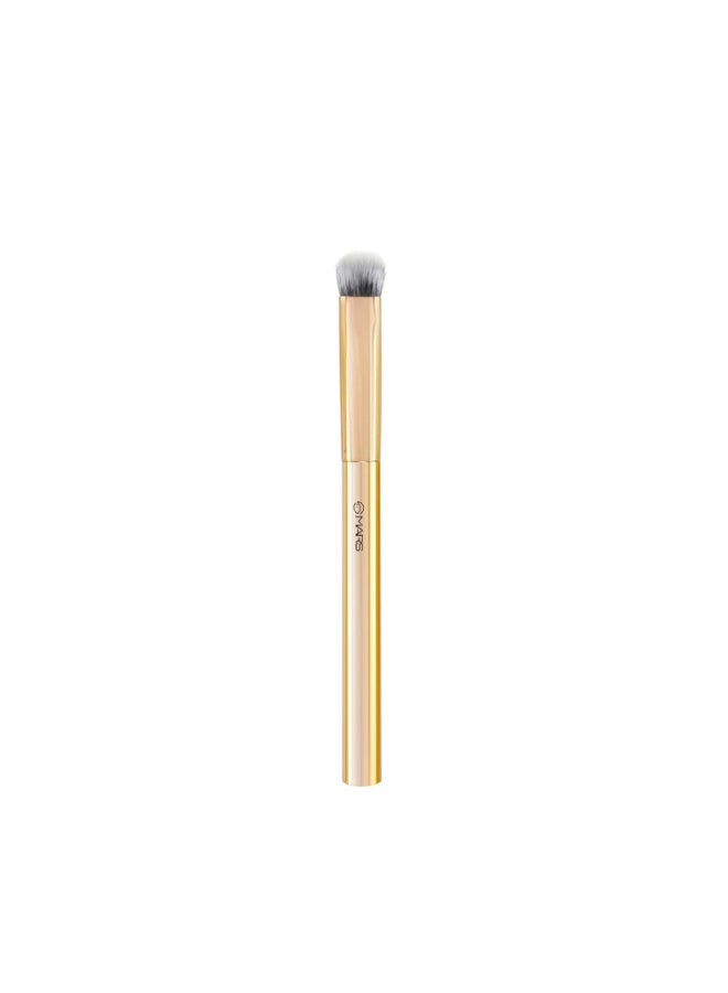MARS Artist's Arsenal Professional Flat Eyeshadow Makeup Brush | Feather Soft Touch | Precise Synthetic Bristle | Perfect for Eyeshadow | Luxe Packaging Makeup Brush (Golden) - Image 1