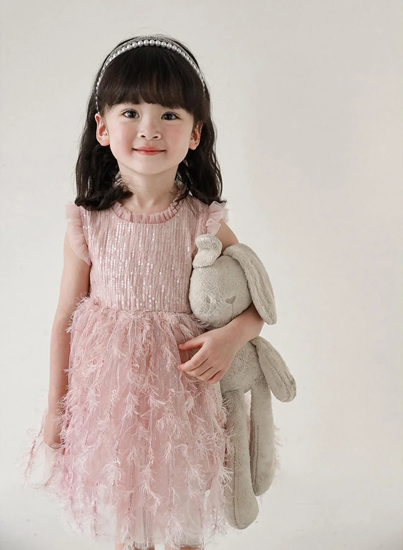 Yoehyaul Sequin Feathered Party Dress