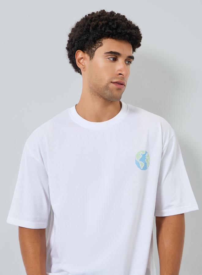 Styli Men White Oversized Graphic Print T-Shirt - Image 5