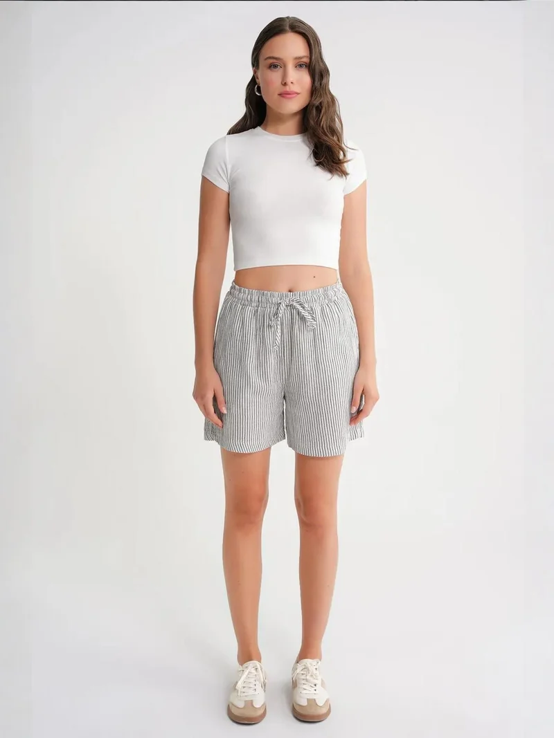 MixRay Mixray High-Waisted Striped Wide Leg Shorts