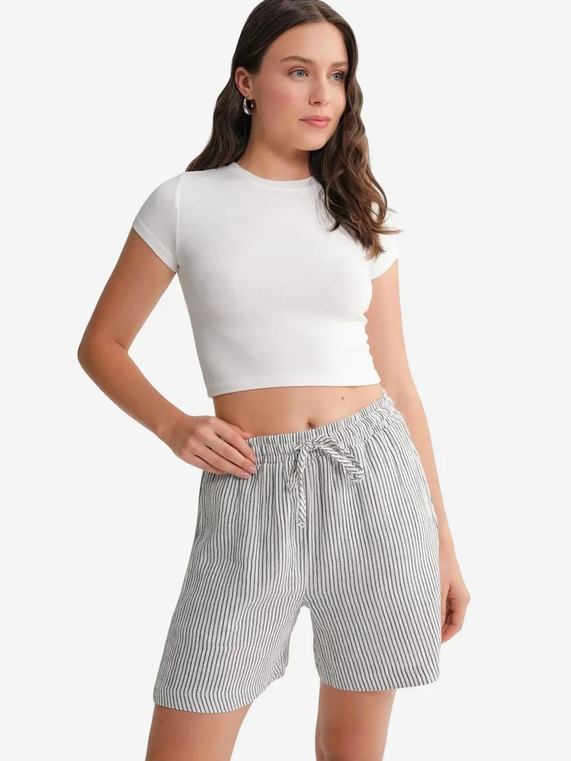 Mixray Black Mixray High-Waisted Striped Wide Leg Shorts for Women | Best Price UAE