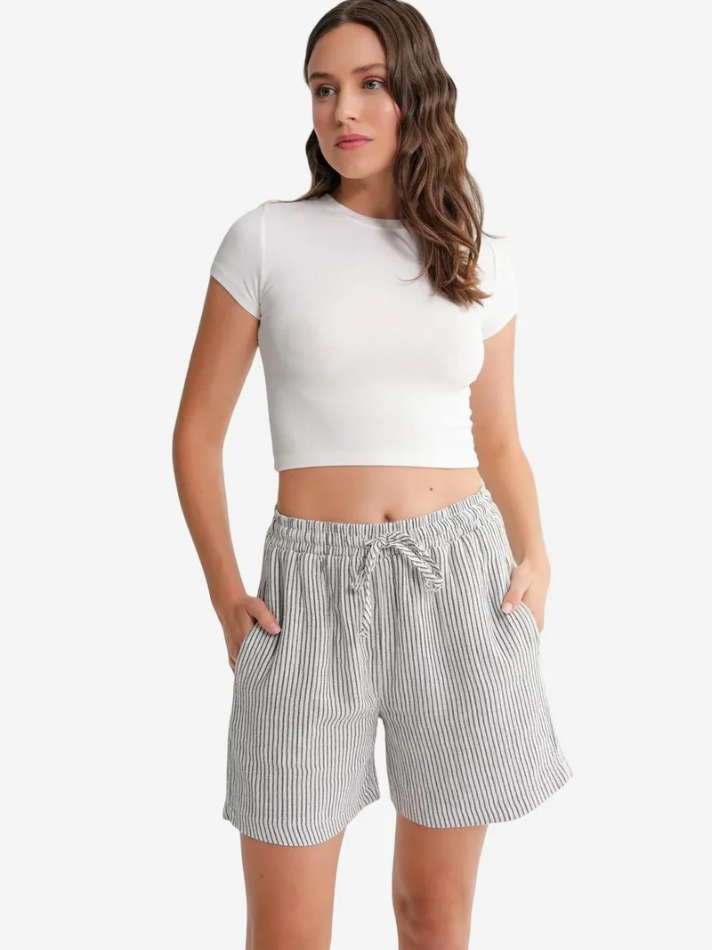 Mixray Black Mixray High-Waisted Striped Wide Leg Shorts for Women | Best Price UAE