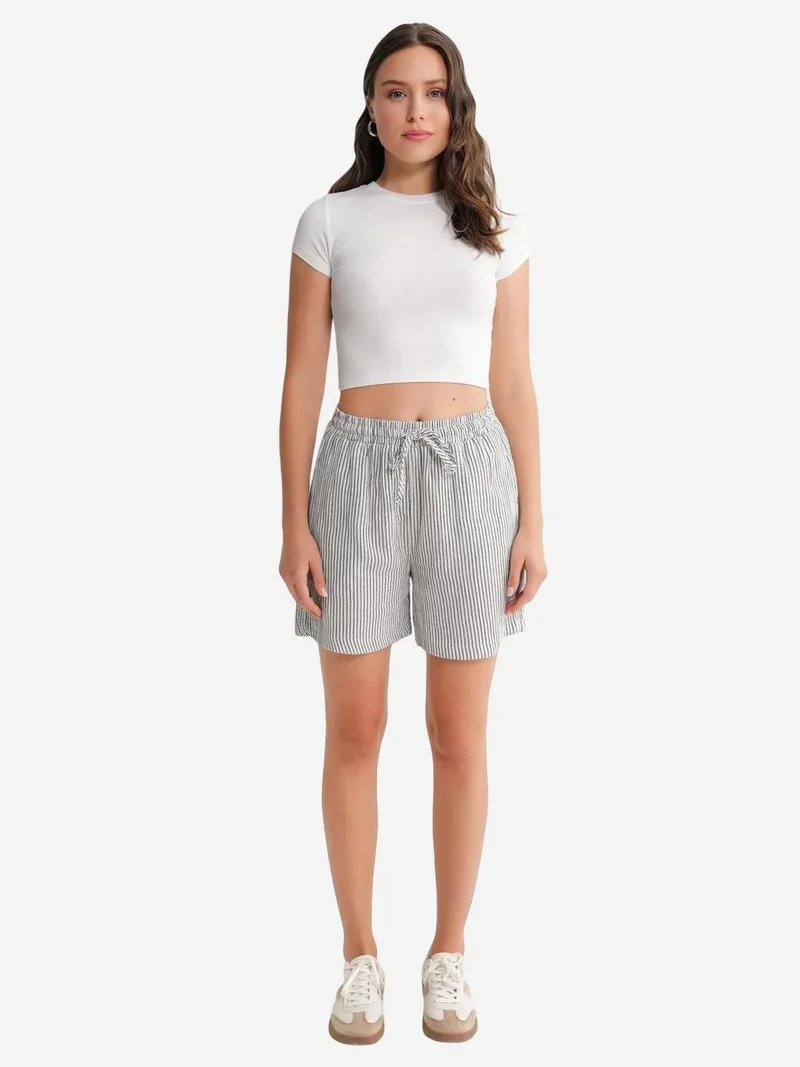 Mixray Black Mixray High-Waisted Striped Wide Leg Shorts for Women | Best Price UAE