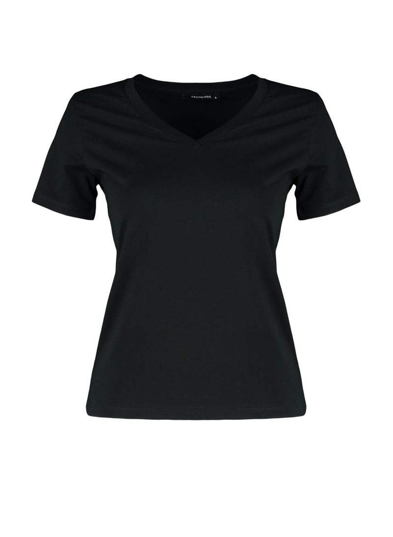 trendyol Black 100% Cotton Basic V-Neck Knitted T-Shirt TWOSS23TS00001 - Image 5