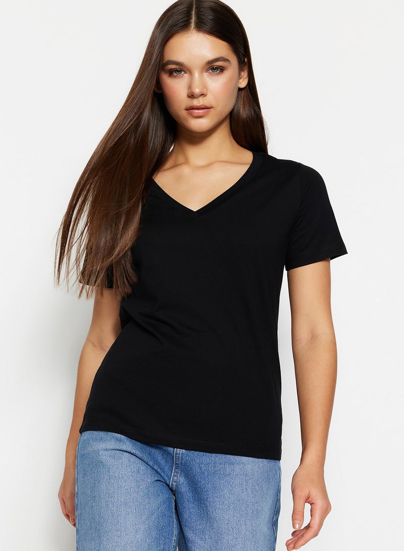 trendyol Black 100% Cotton Basic V-Neck Knitted T-Shirt TWOSS23TS00001 - Image 2