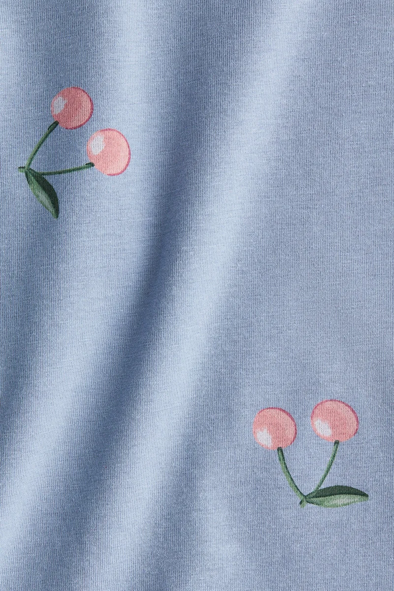 اتش اند ام بلوزة مطبوعة من الجيرسيه