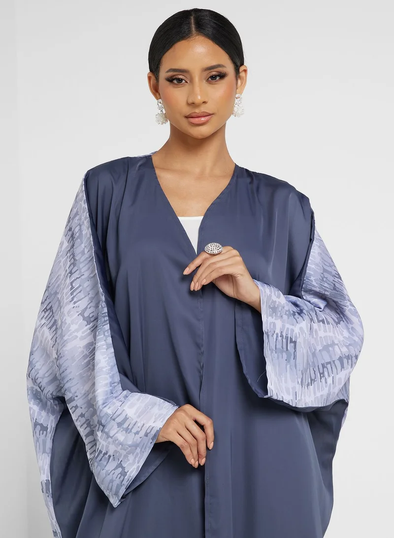 Khizana Printed Abaya