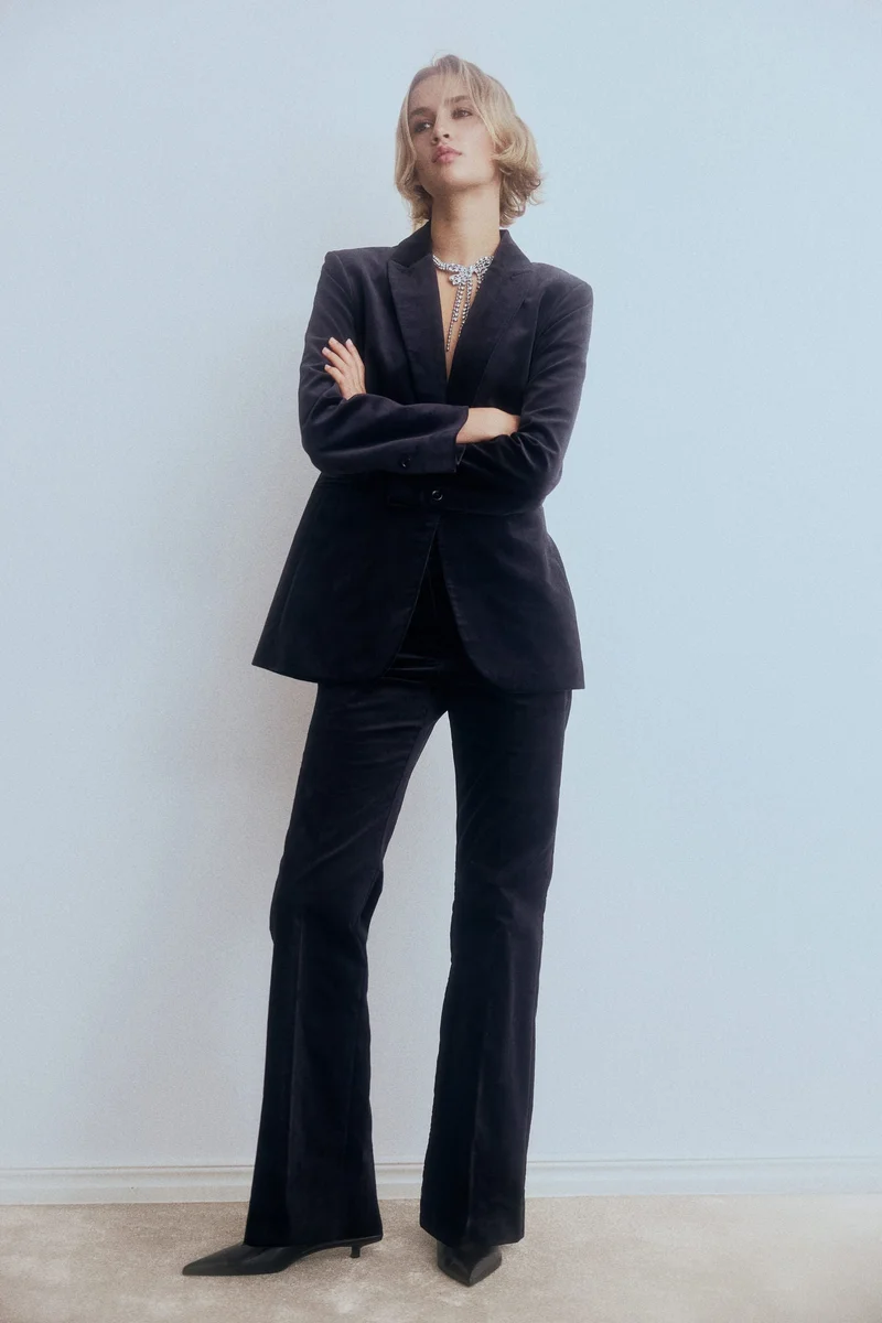 اتش اند ام بليزر بصف واحد من الأزرار