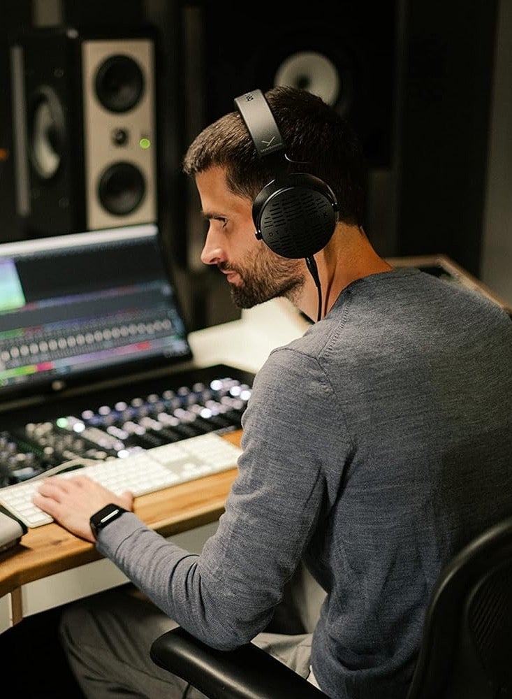 Beyer Dynamic beyerdynamic DT 700 PRO X Closed-Back Studio Headphones - Image 5