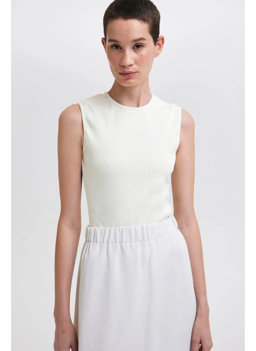 Touche Zero Sleeve Ribbed Body