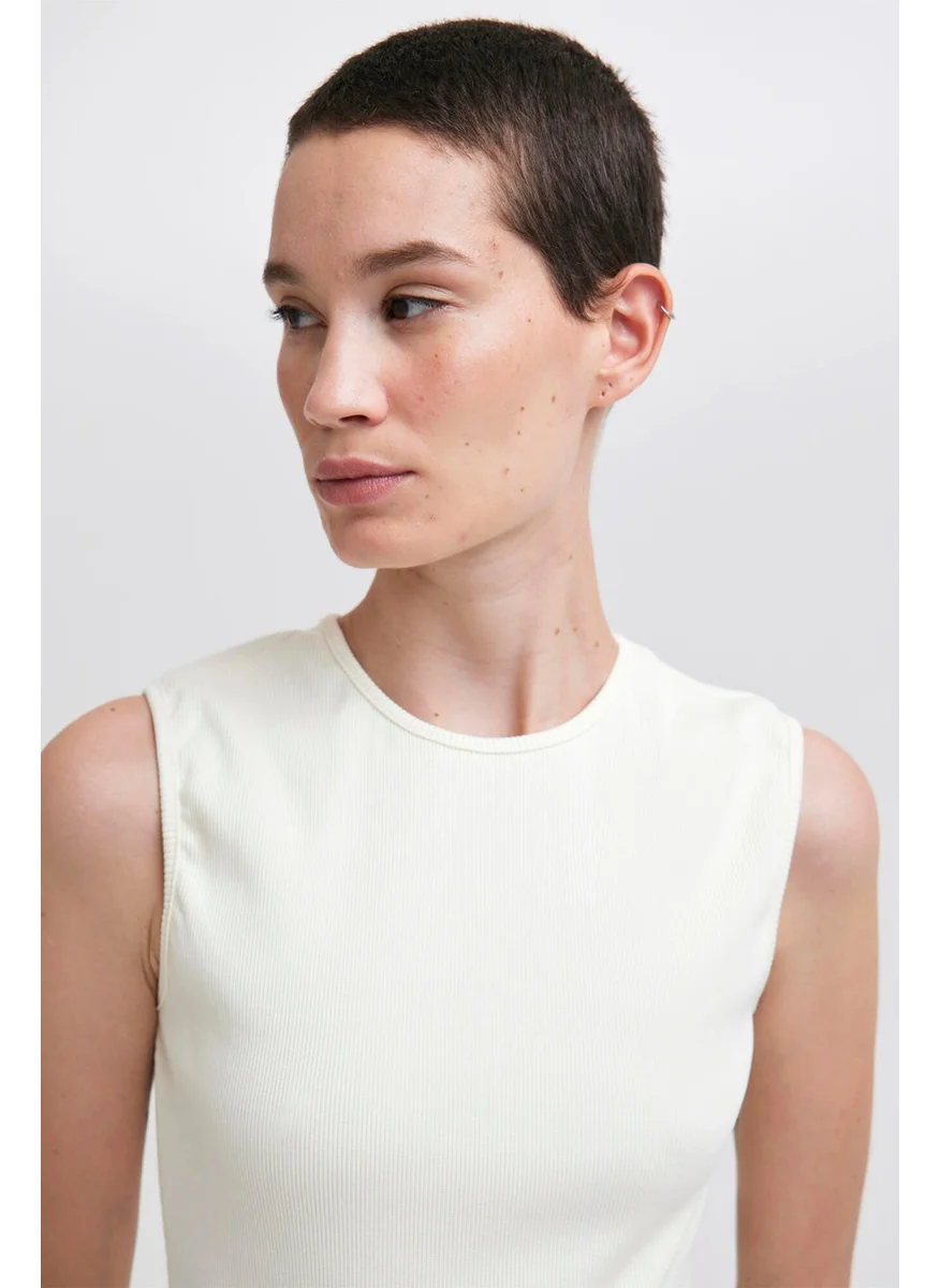 Touche Zero Sleeve Ribbed Body
