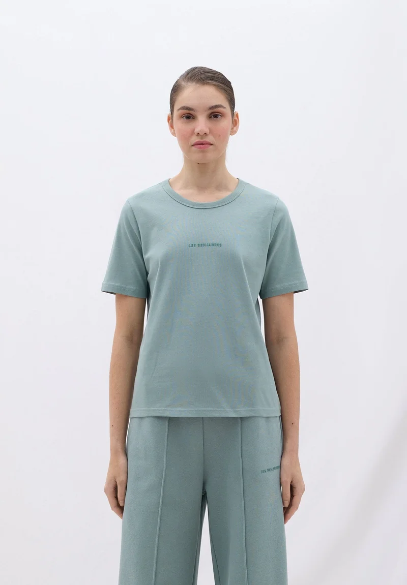 REGULAR TEE 404
