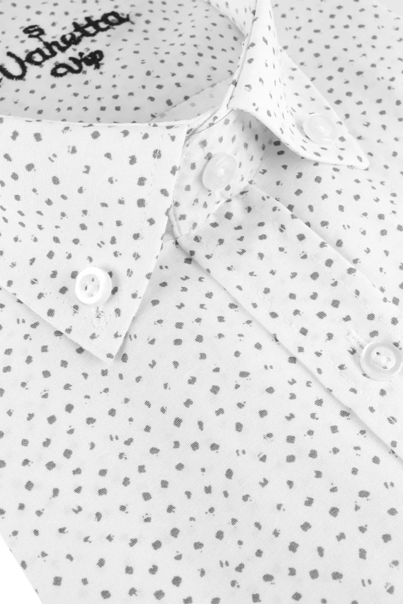 فاريتا Men's White Pocket Classic Cut Cotton Short Sleeve Shirt