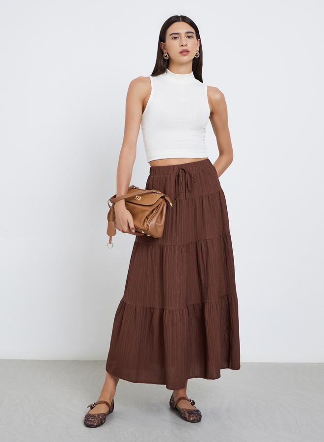 تايك تو تنورة ماكسي بنية صلبة بطبقات مزدوجة - Image 1