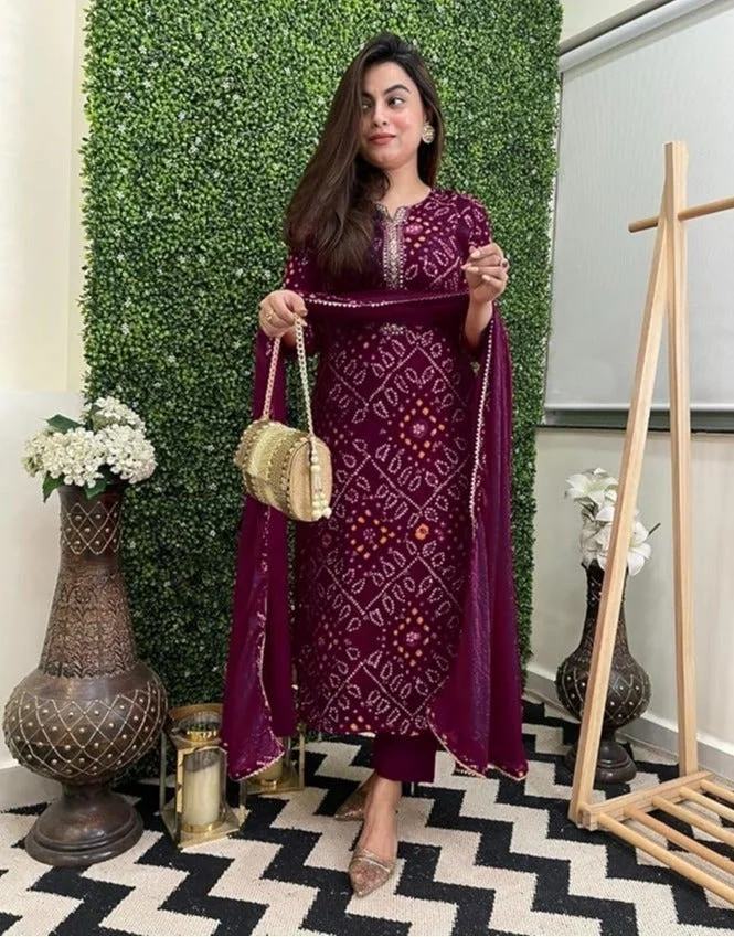 جو سريكي كورتا مطبوعة بمزيج رايون نسائي من GoSriKi مع بنطال ودوباتا (Turae Wine-VKS01-GS_5XL_Wine_XXXXX-Large)