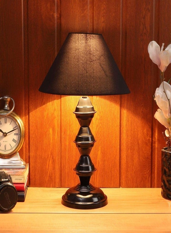 VRCT مصباح طاولة VRCT ذو غطاء أسود وقاعدة سوداء - Image 1