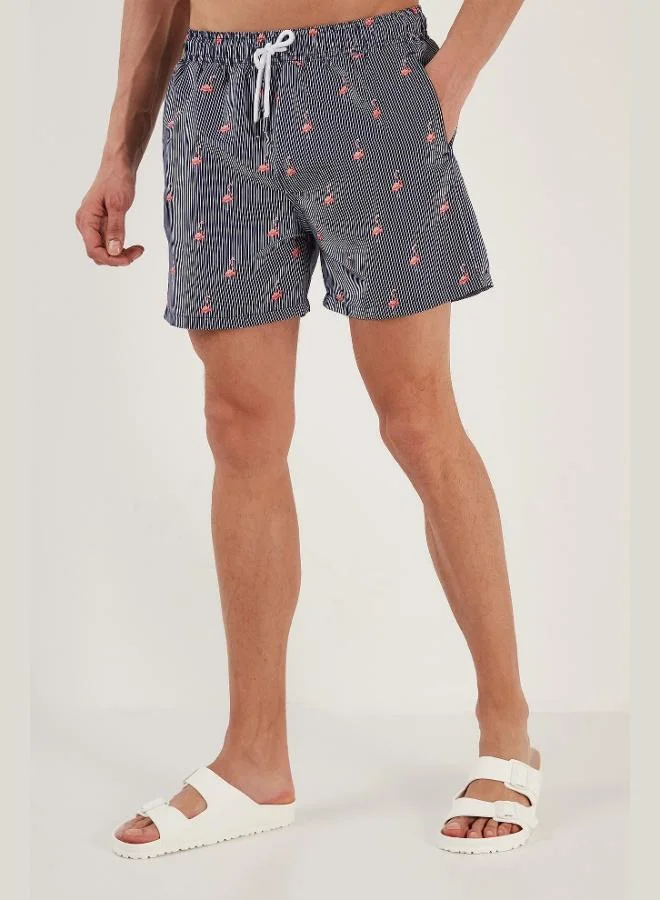 بوراتي شورت سباحة رجالي بنقوش بوراتي برباط خصر وجيب