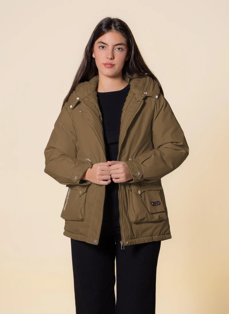 SHAPES DETAILED PUFFER JACKET