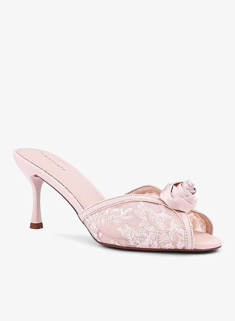 أيقون كعب مفتوح مطرز