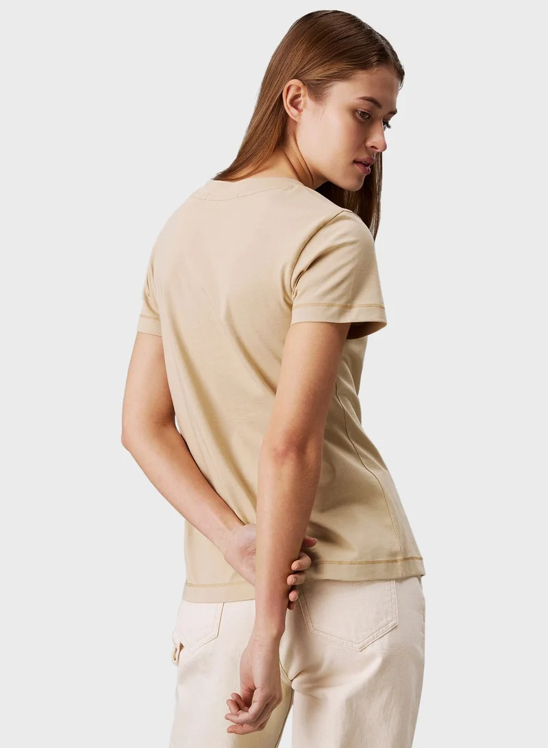 Calvin Klein Jeans Crew Neck Logo T-Shirt
